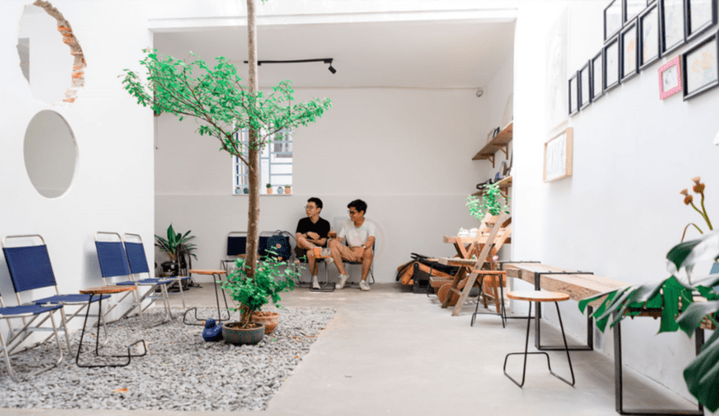 Top 10 quán cà phê đẹp Đà Nẵng 17 Một góc nhỏ để bạn thưởng cafe, nghe nhạc.